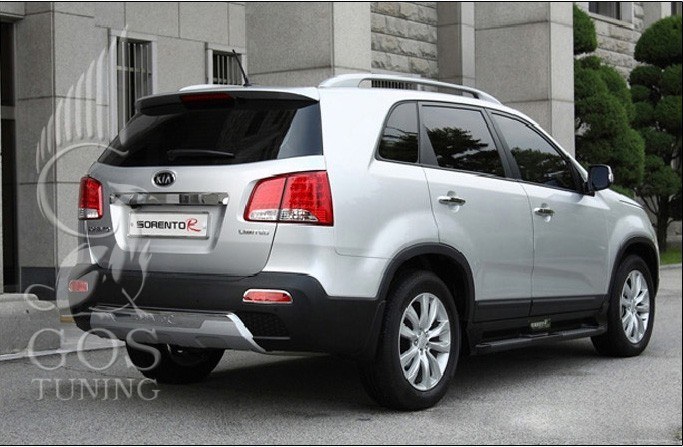 Защита заднего бампера Киа Соренто 2 ХМ с надписью "Sorento R"