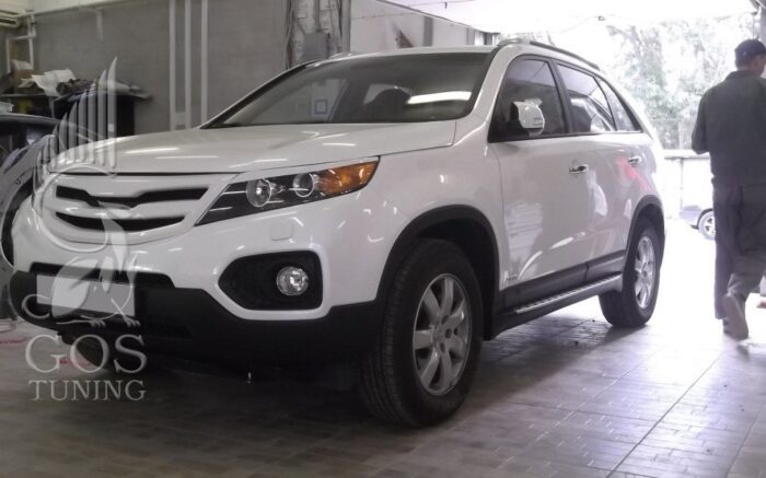 Реснички (накладки на фары) на Kia Sorento R Реснички (накладки на фары) на Kia Sorento R