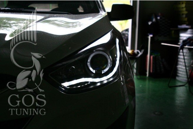 Передние альтернативные тюнинг фары «Eagle eyes Audi Style» для Hyundai Tucson IX / IX35