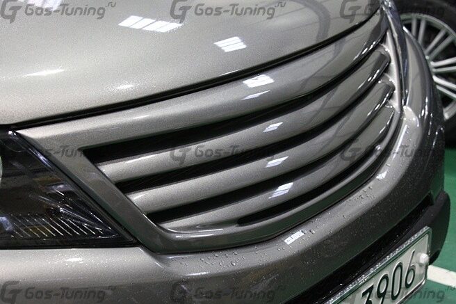 Решетка радиатора «Luxury VIP» на КИА Соренто Решетка радиатора «Luxury VIP» на КИА Соренто