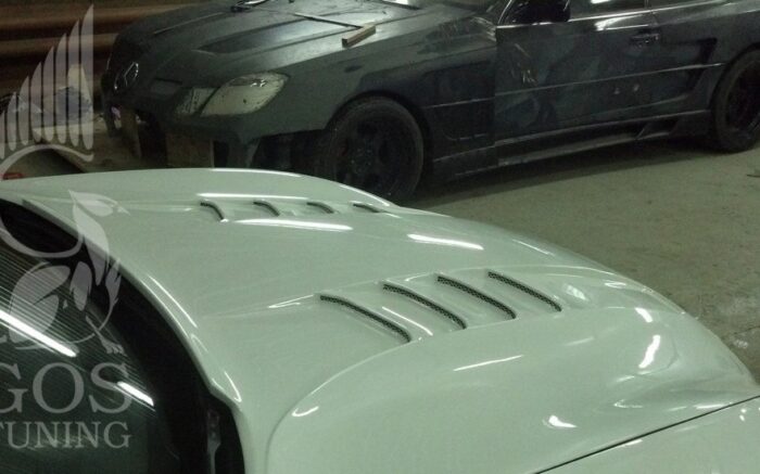 Капот «Concept One» для Infiniti M37/M25/M56/M30d (2010+) Капот «Concept One» для Infiniti M37/M25/M56/M30d (2010+)