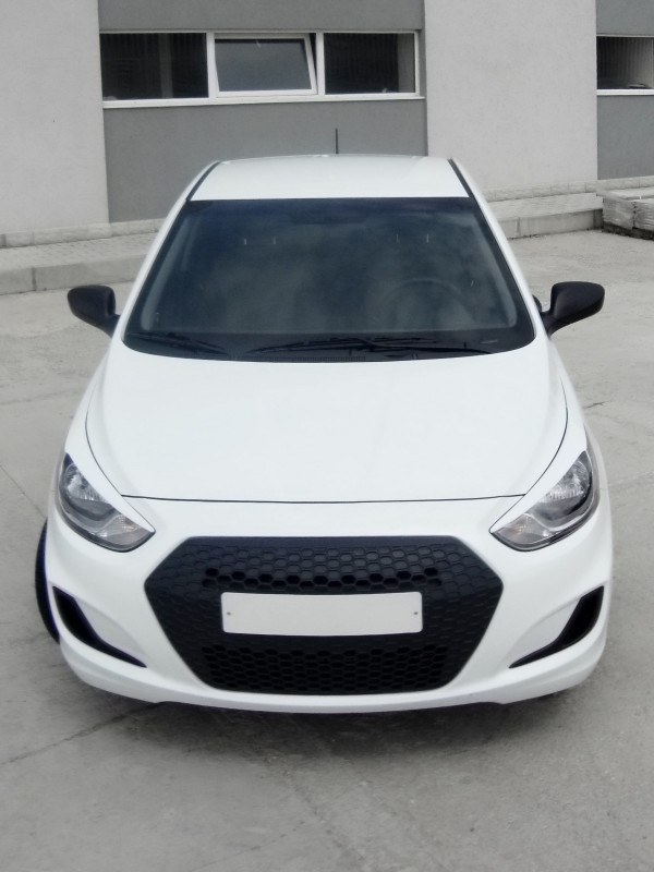 Решетка радиатора для автомобиля Хендай Солярис / Hyundai Solaris