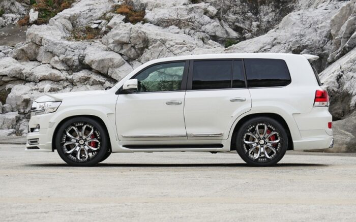 Тюнинг обвес WALD Sports Line для Land Cruiser 200 2015+ / Тойота Лэнд Крузер Тюнинг обвес WALD Sports Line для Land Cruiser 200 2015+ / Тойота Лэнд Крузер