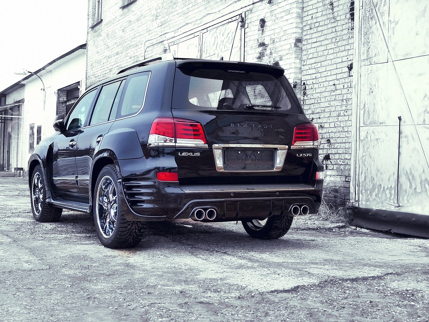 Lexus lx 570 invader