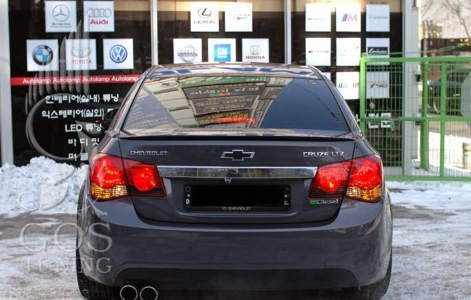 Комплект задних фонарей «BMW F Series Red Smoke Style Led» для Chevrolet Cruze Sedan Комплект задних фонарей «BMW F Series Red Smoke Style Led» для Chevrolet Cruze Sedan