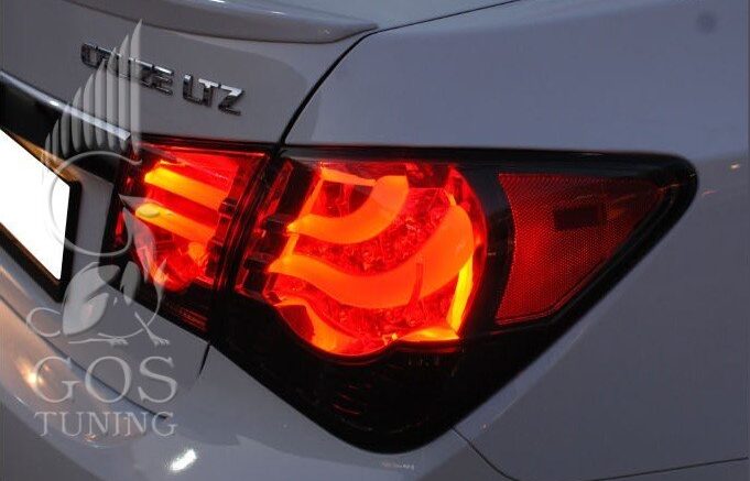 Комплект задних фонарей «BMW F Series Red Smoke Style Led» для Chevrolet Cruze Sedan Комплект задних фонарей «BMW F Series Red Smoke Style Led» для Chevrolet Cruze Sedan