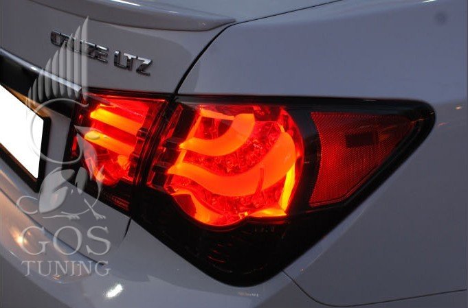 Комплект задних фонарей «BMW F Series Red Smoke Style Led» для Chevrolet Cruze Sedan