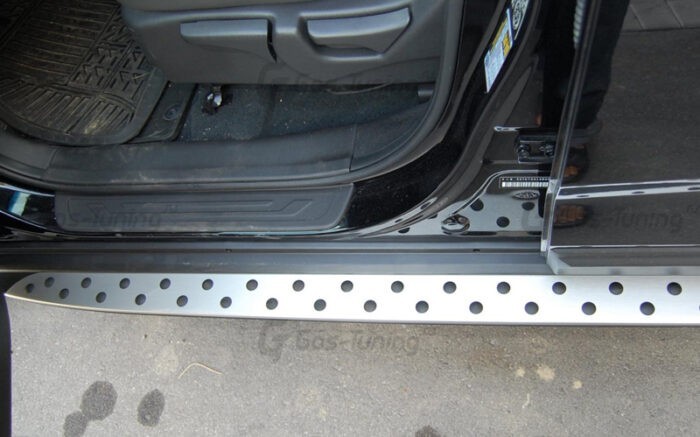 Купить пороги на Кию Соренто 2 2009 "BMW Style" Купить пороги на Кию Соренто 2 2009 "BMW Style"