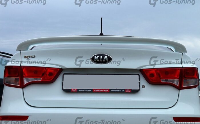 R01-0441 Тюнинг высокий спойлер без стоп сигнала на Kia Rio 3 R01-0441 Тюнинг высокий спойлер без стоп сигнала на Kia Rio 3