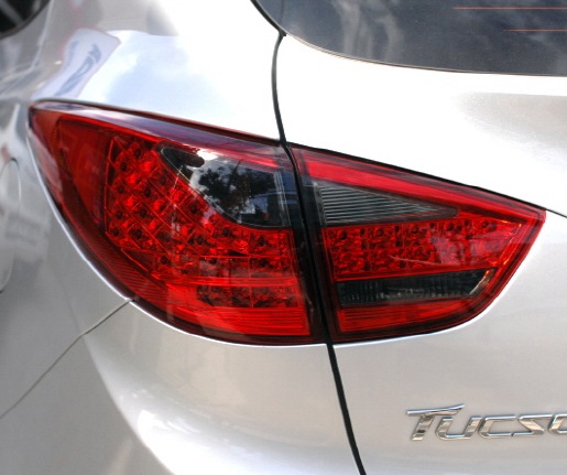 Альтернативные задние фонари «Cayenne Style» (красный тонированный) на автомобиль Hyundai Tucson IX / IX35