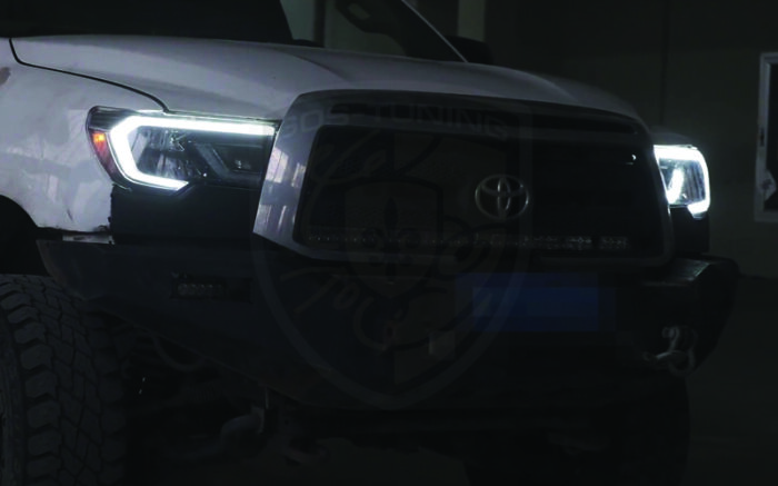 fary-perednie-toyota-sequoia-tuning-headlights-g02-0307-12 (1)